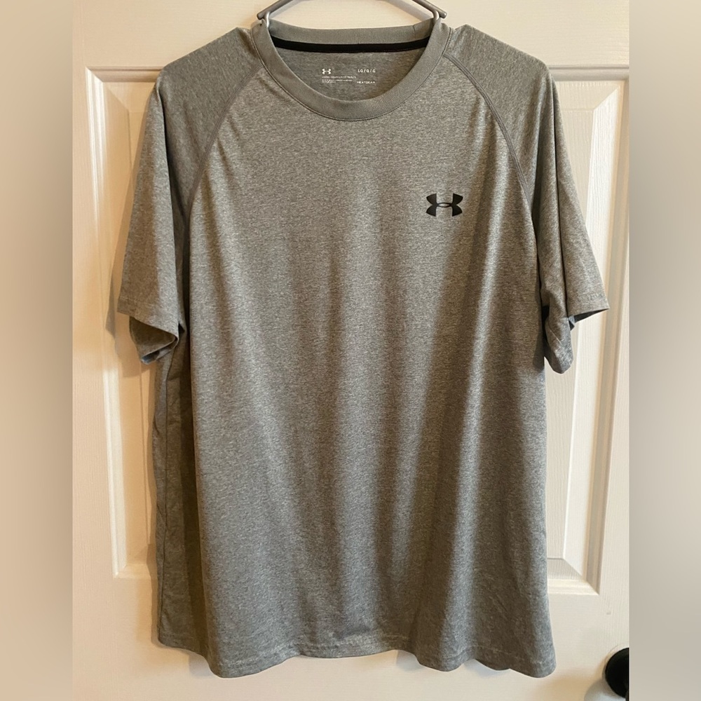 Men’s Under Armour Heatgear Grey t-shirt size large